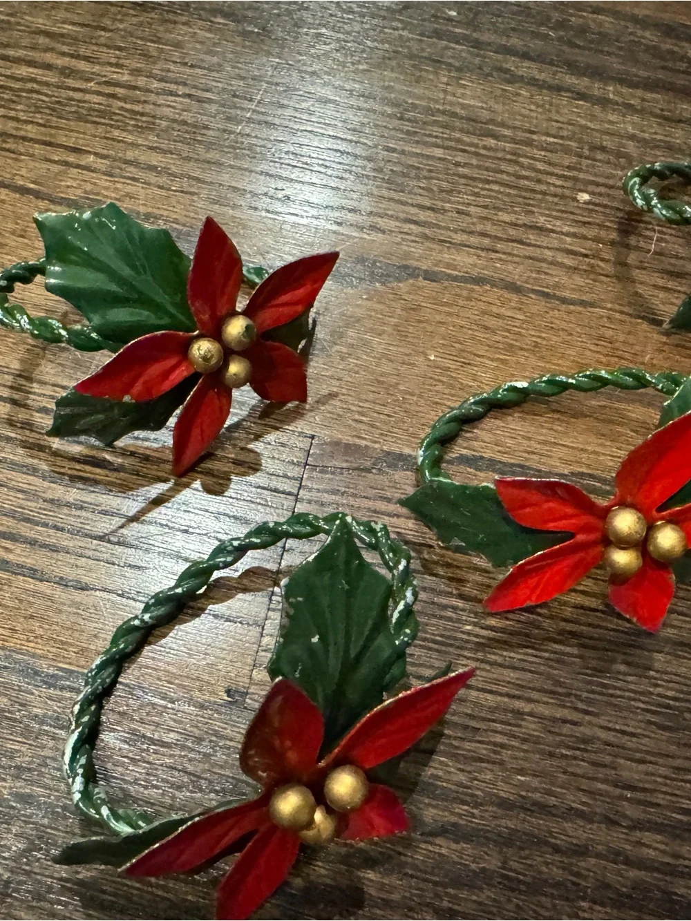 Vintage Christmas Napkin Rings Holiday Poinsettia Hair - Red & Green - Metal